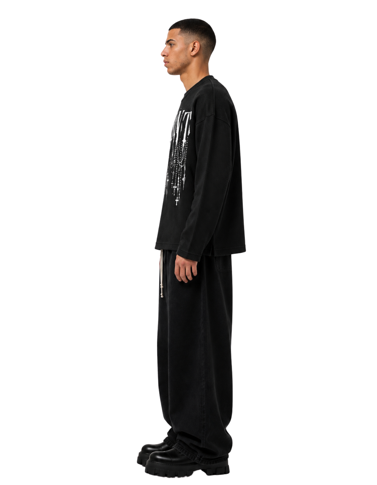 OUTRO Saint Relic Oversized Waffle Knit